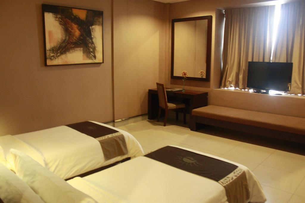 100 Sunset Boutique Otel Kuta Lombok Dış mekan fotoğraf