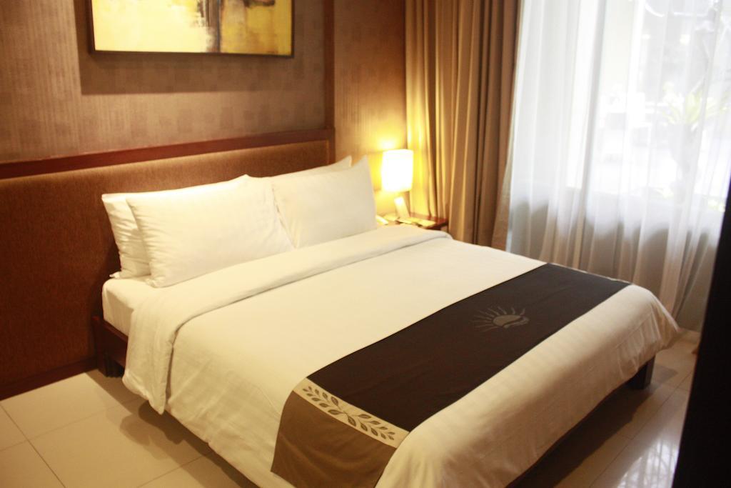 100 Sunset Boutique Otel Kuta Lombok Dış mekan fotoğraf