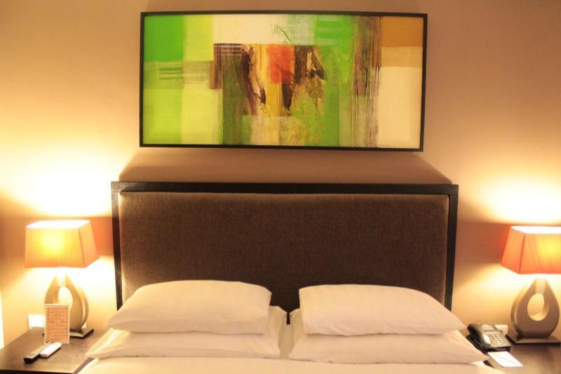 100 Sunset Boutique Otel Kuta Lombok Dış mekan fotoğraf