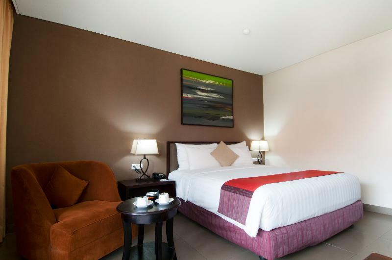 100 Sunset Boutique Otel Kuta Lombok Dış mekan fotoğraf